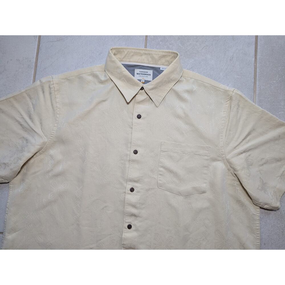 Quiksilver Men's XL Waterman Collection Camp Hawaiian Comfort Fit Textured - Picture 3 of 7